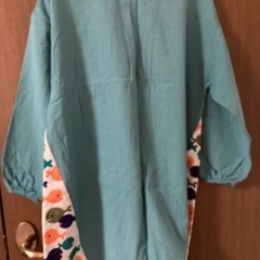保育士エプロンの画像