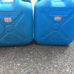 灯油ポリタンク　18L×2個の画像