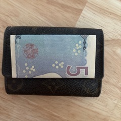 ルイヴィトン小銭入れの画像