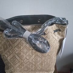 新品未使用タグ付きおしゃれトートバッグの画像