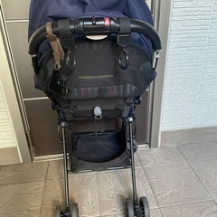 アップリカ マジカルエアークッション 革調ハンドル ベビーカー B型 軽量の画像