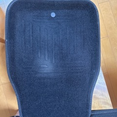 フロアマット　カー用品　の画像