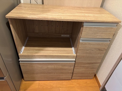 キッチンカウンター　スライド棚