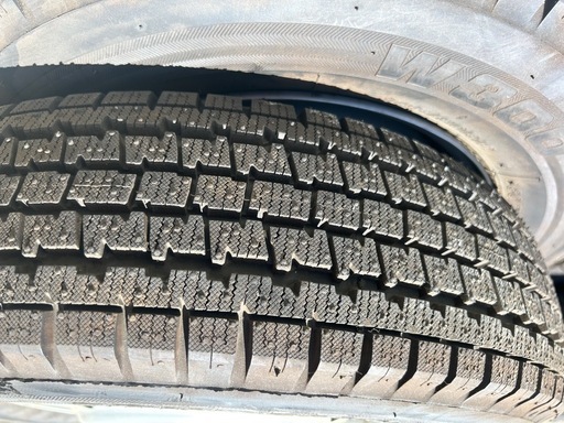 軽トラ軽バンにエブリィクリッパーキャリィ145/80R12 スタッドレス新品＋スチールホイール