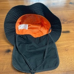 キッズ首の日焼け防止付きの帽子の画像