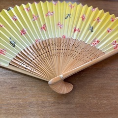 扇子　金魚柄　黄色
の画像