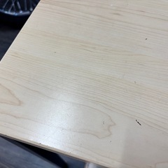 ダイニングテーブルと椅子4脚　の画像