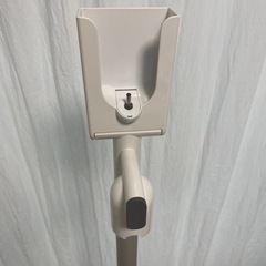 ダイソン掃除機純正スタンド　コンセント付きの画像