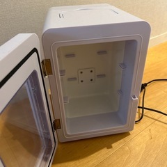 ミニ冷蔵庫の画像