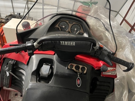 スノーモービル YAMAHA VMax