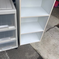 決まりました3段本棚✖️2台 と3段 衣類収納ケースの画像