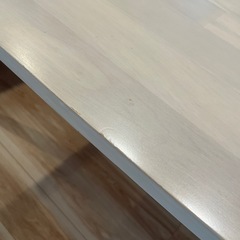 ダイニングテーブルの画像