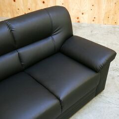 ≪zyt2499ジ限≫ 美品 2人掛けソファ 幅約140cm 合成皮革 ブラック リビング/応接ソファ/中古家具/宮城県仙台市 71010-05の画像