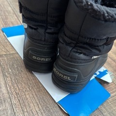 16cm ソレル　冬ブーツ　の画像