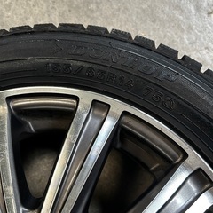 DUNLOP スタッドレスタイヤ　M-BOX等で使用可能　の画像