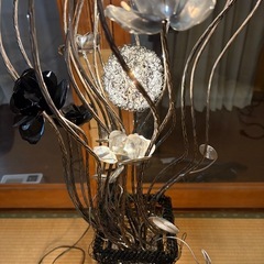 フロアランプ　間接照明　花ライトの画像