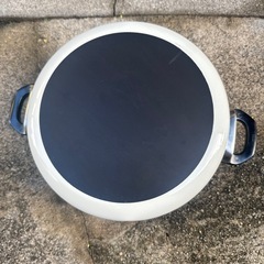 ノリタケ ホーロー 両手鍋 浅型26cm 3.5ℓ 花柄 ポップ レトロの画像
