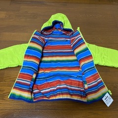 新品未使用品　冬用子供服　サイズ110と130の画像