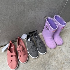 子ども服100〜130 靴15〜20 まとめての画像
