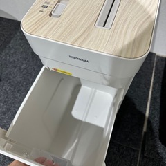 シュレッダー　アイリスオーヤマの画像
