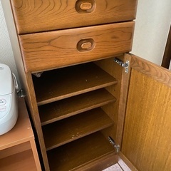 食器棚お譲りしますの画像