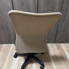 オフィスチェア　椅子の画像