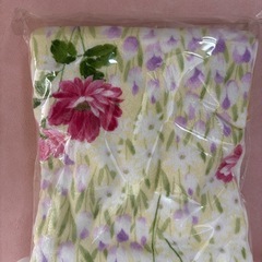 素敵な柄の大判バスタオル綿100%の画像