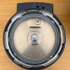 アイリスオーヤマ　圧力鍋　KPC-MA2MA2の画像