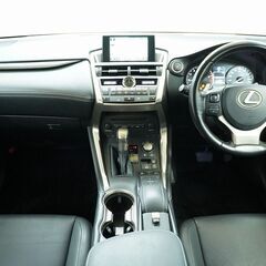 【自社ローン対象】レクサス　NX200t　SUV　メモリーナビ　DVD再生　Bluetooth　フルセグ　バックカメラ　ETCの画像