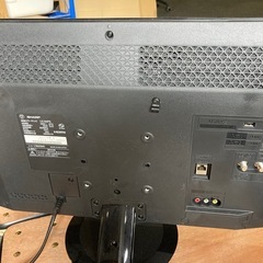 M44　SHARP 液晶テレビ LC-24P5 2017年製 24V型 リモコンありの画像