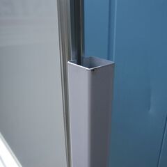 脚付両面ホワイトボード　W1800　脚上部のキャップ１個なしの画像