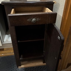 キャビネットの画像