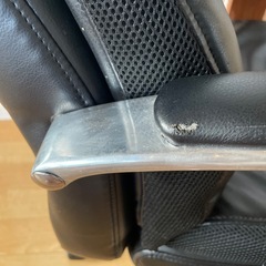 関家具レザーチェアーの画像