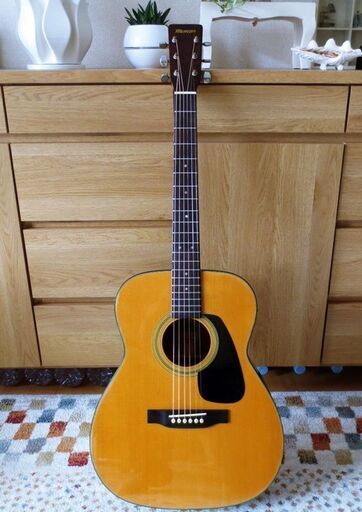 決定いたしました】綺麗な モーリス MF-201Nアコースティックギター