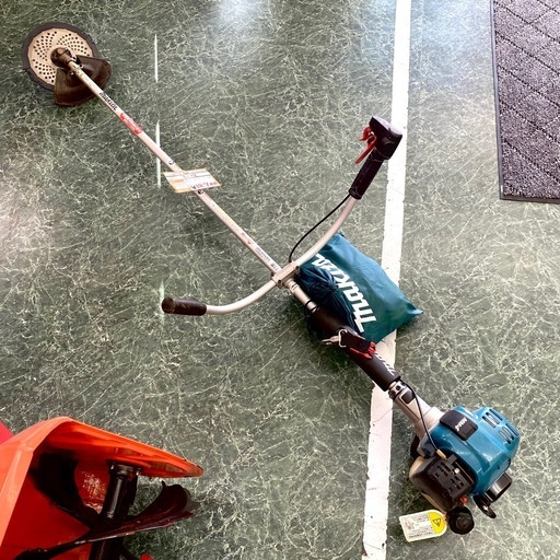 makita マキタ エンジン刈払機 MEM428X 4サイクル 【店頭引取限定】