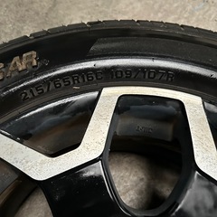 夏用タイヤ　215/65R16 対応車種アルファード等の画像