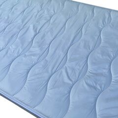 美品 ニトリ セミダブル マットレスの画像