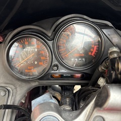Kawasaki zzr250 エンジン良好　実働‼️
レストアベース‼️の画像