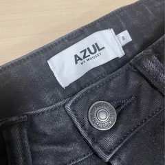 AZUL by MOUSSY ダメージジーンズ　Sサイズの画像