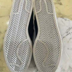 R81 adidas スーパースタースリッポン　S81337の画像