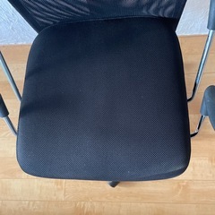 ハイバックオフィスチェアーの画像