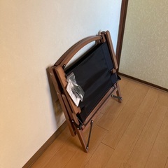 折りたたみ椅子の画像