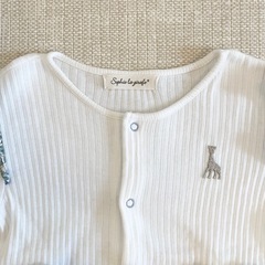 【Sophie la girafe】 キリンのソフィー フラワースカートつきカバーオール 80cmの画像