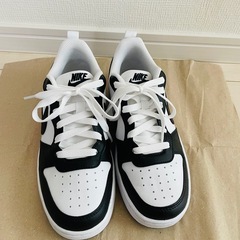 　美品　NIKE スニーカーの画像