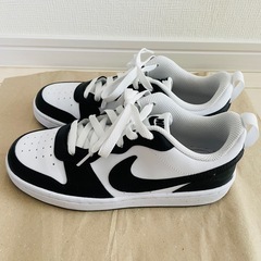 　美品　NIKE スニーカーの画像