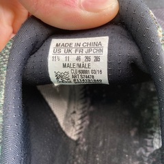 スニーカー　adidas アディダスの画像