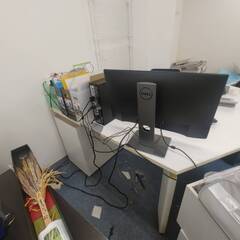 マネージャーデスク　マルチタスクの人に最適　袖引き出し付きの画像