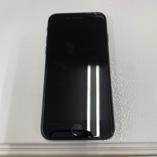 SIMフリー　iPhone SE  Apple 【トレファク東大阪店】