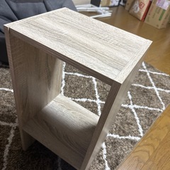 木の棚の画像