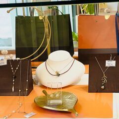 真珠の販売スタッフ/石垣店(美崎町)　☆時給UP☆週3OK　☆ゆっくり丁寧にお仕事☆　の画像